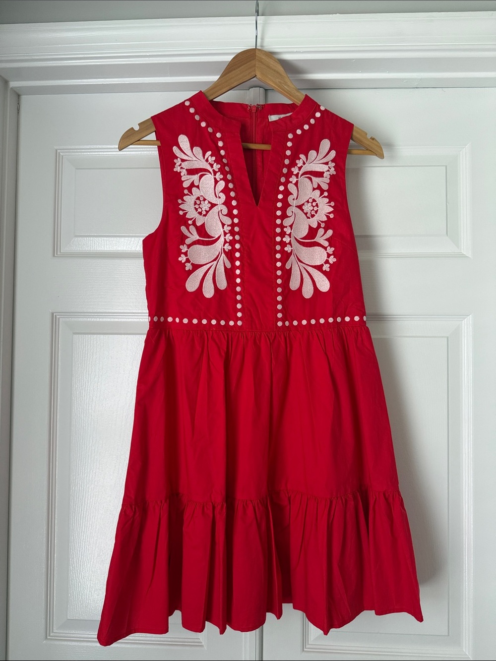Women’s Avara Red Sleeveless Embroidered Tiered Dress Small